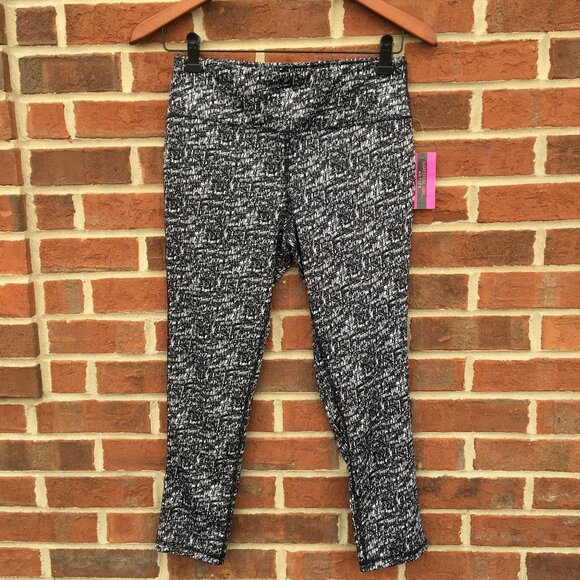 Material Girl Active Cropped Leggings Black and White Medium - Picture 1 of 8